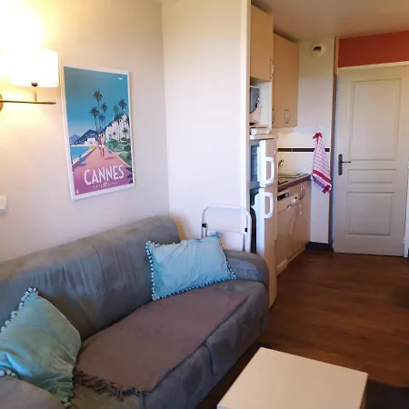 Flo & Rose Azur - Duplex Vue Terrasses Piscine Jardins Parking 公寓 *